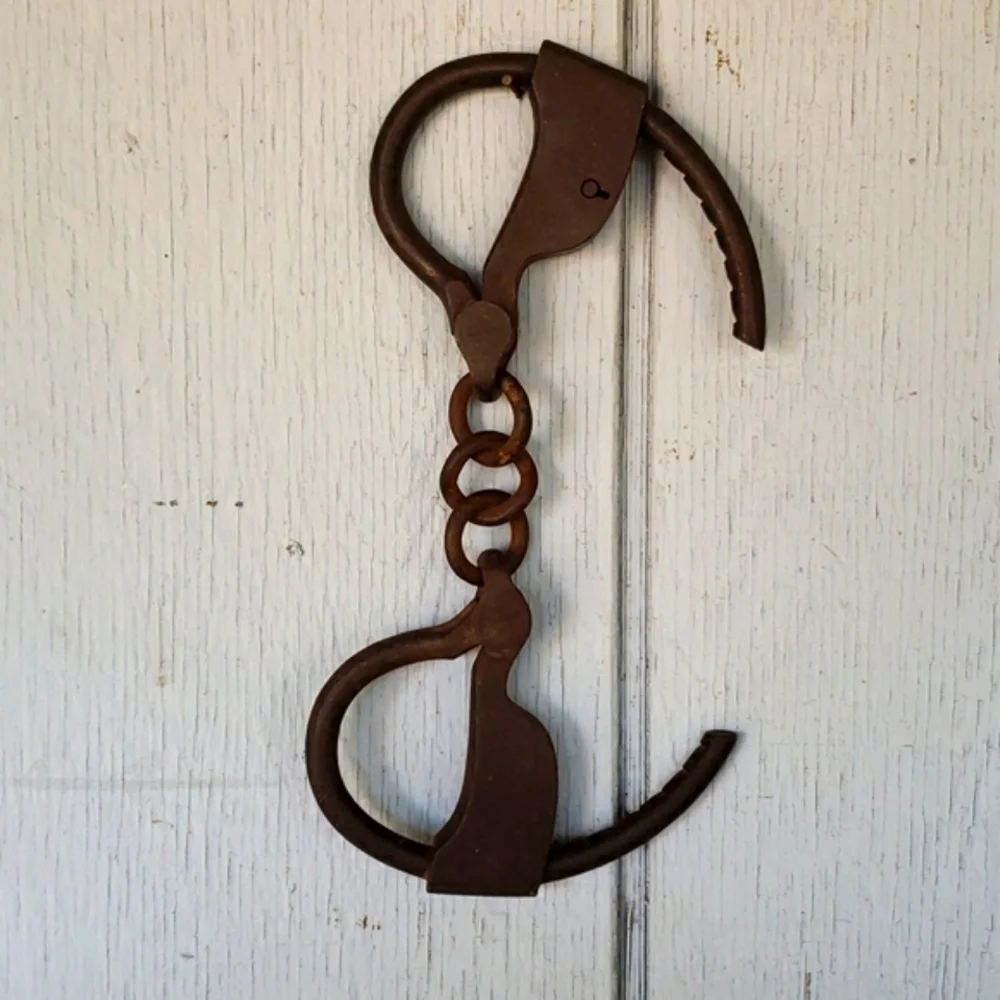1800s Handcuffs Antique Tower's Double Lock Swivel Link Handcuffs - Picture 8 of 15